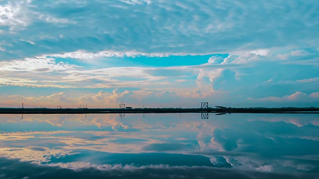 云天空时间流逝在早晨，4K视频视频素材