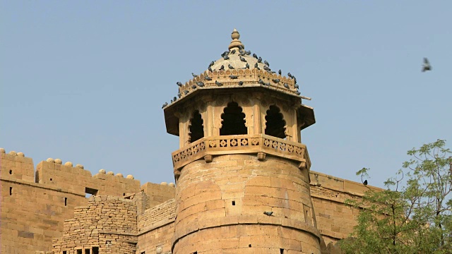 Jaisalmer堡的建筑特色是Chattri视频素材