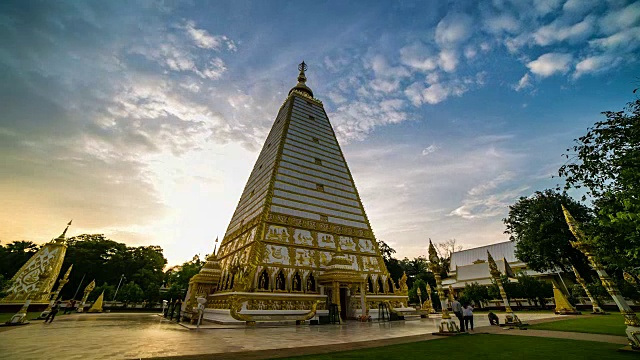 Wat Phra That Nong Bua Temple，乌汶ratchathi泰国视频下载