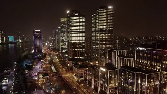 上海外滩夜景鸟瞰视频素材