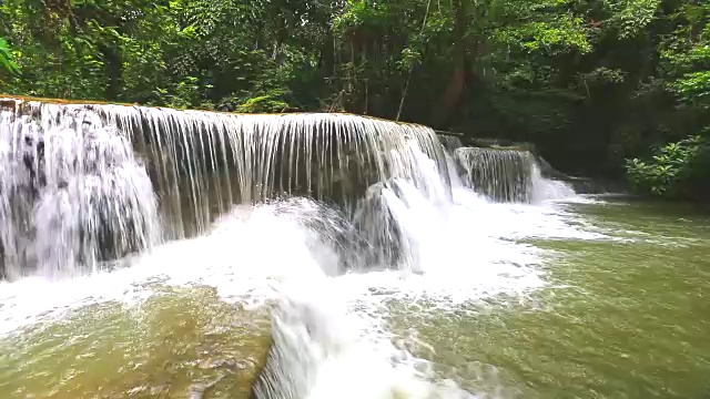 淮梅哈明瀑布视频素材