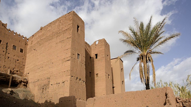 Tamnougalt kasbah，北非摩洛哥视频下载