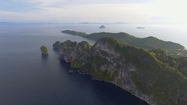 天线:泰国的皮皮岛视频素材