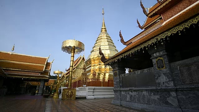 泰国北部最神圣的寺庙，素贴Wat Phra That Doi Suthep(也拼作Wat phrat Doi Suthep)视频素材