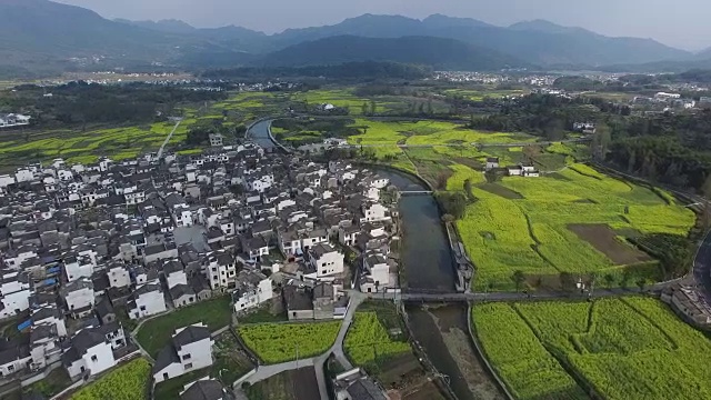 鸟瞰中国传统村落视频素材