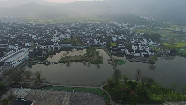 鸟瞰中国传统村落视频素材