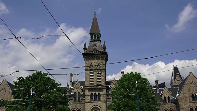 加拿大，多伦多:诺克斯学院古老的大楼。这个著名的地方是Spadina大街上的一个旅游景点视频素材