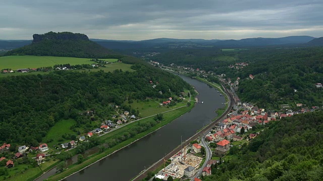 从Königstein要塞向易北河，Königstein Elbsandstein山，萨克森，德国视频素材