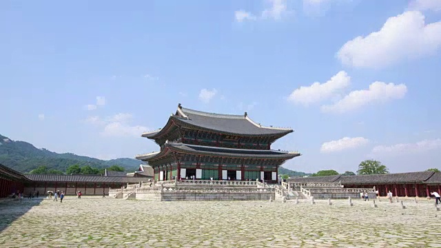 景福宫的Geunjeongjeon Throne Hall(韩国国宝223)视频素材