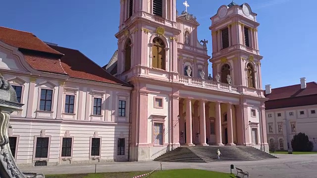 Göttweig Abbey - Krems/奥地利(空中拍摄4K)视频素材