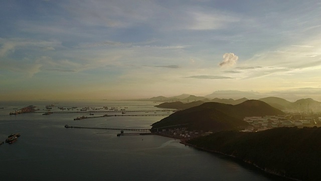 物流港鸟瞰图视频素材