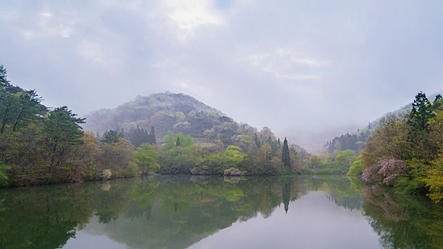 黎明时分的色羊基湖(韩国著名的湖)视频素材