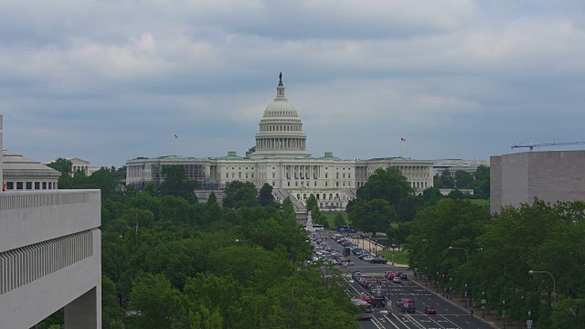 美国国会大厦和宾夕法尼亚大道在华盛顿，DC - 4k/超高清视频素材