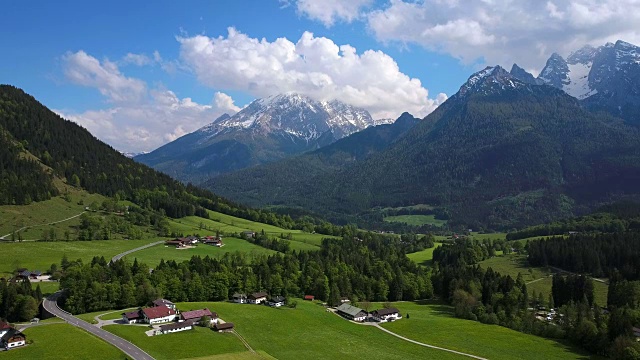 德国巴伐利亚州，上巴伐利亚州，Berchtesgadener地，拉姆索附近的山区景观视频素材