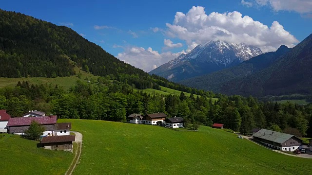 德国巴伐利亚州，上巴伐利亚州，Berchtesgadener地，拉姆索附近的山区景观视频素材