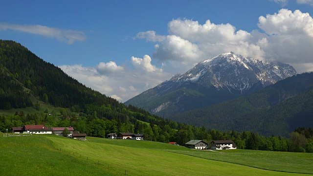 德国巴伐利亚州，上巴伐利亚州，Berchtesgadener地，拉姆索附近的山区景观视频素材