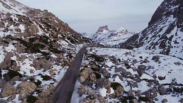 意大利Dolomites山区冬季无人机拍摄视频素材