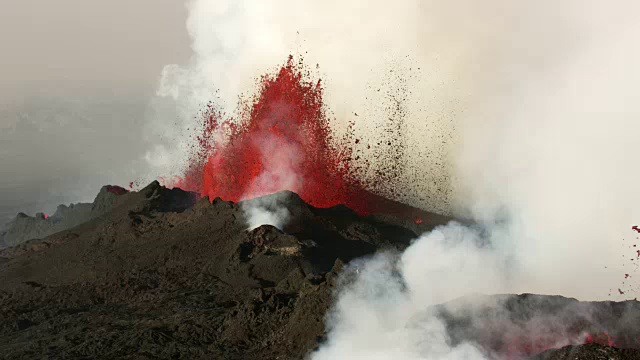 冰岛:巴尔达本加火山爆发视频素材