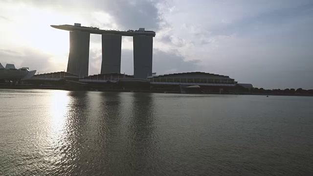 新加坡滨海湾的日出视频素材