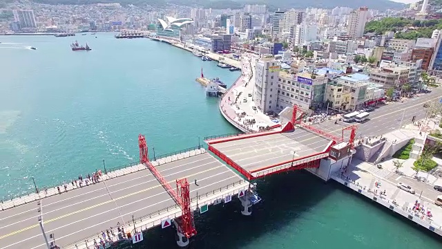 永道大邱巴库勒大桥鸟瞰图(釜山当地著名地标)视频素材