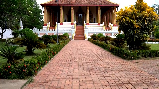 老挝Haw Phra Kaew寺庙的美丽建筑视频素材