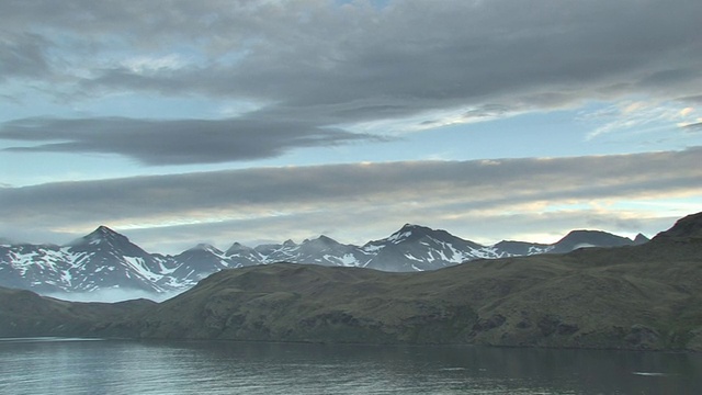 海岸山和丘陵，南乔治亚岛，福克兰群岛，英国海外领土视频素材