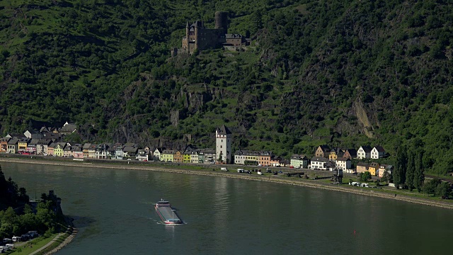 St. Goarshausen和Katz城堡，莱茵谷，莱茵兰-普法尔茨，德国视频素材