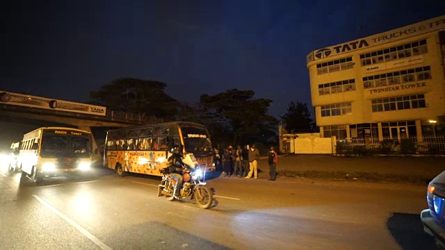 移动的W/S:在城市/内罗毕/肯尼亚旅行视频素材