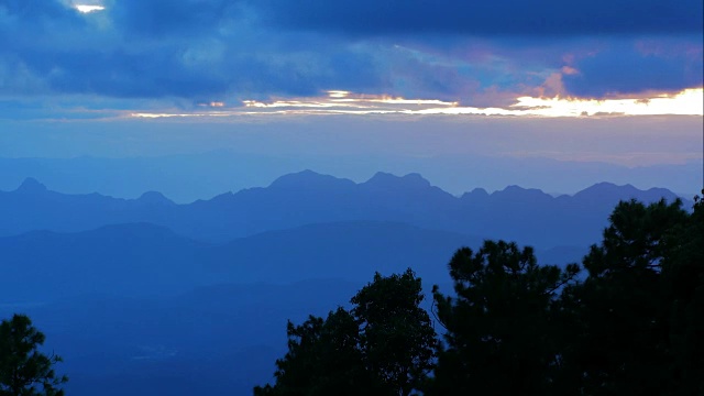 泰国北部美丽的山景。视频素材