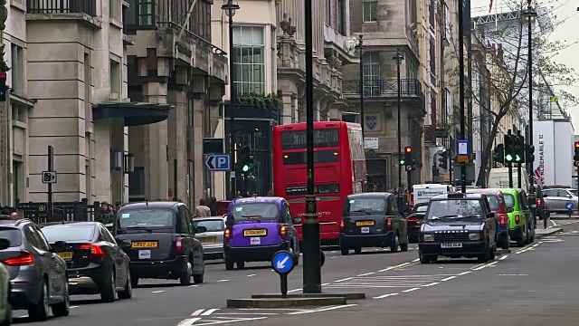 在威斯敏斯特/伦敦的WS街道场景，英国，英国视频素材