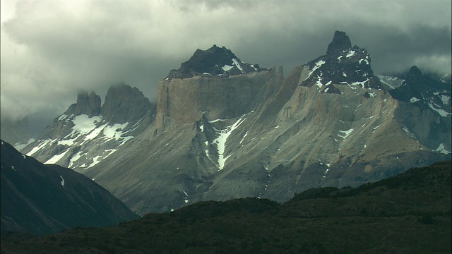 女士，Cordillera del Paine, Torres del Paine国家公园，智利视频素材