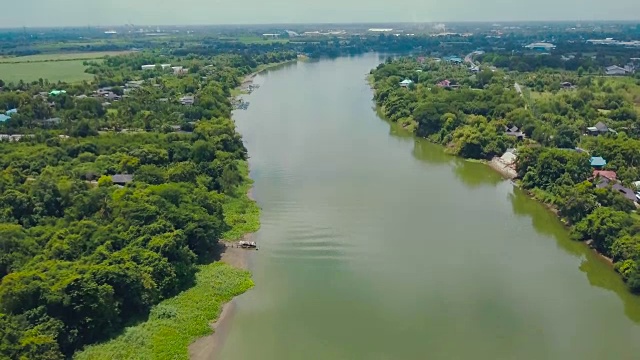 鸟瞰图4K:湄Klong河视频下载