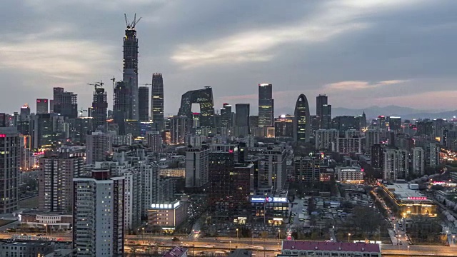 T/L PAN北京闹市区，日夜/北京，中国视频素材