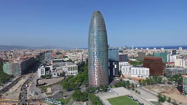 Agbar Tower(38层摩天大楼)鸟瞰图视频素材