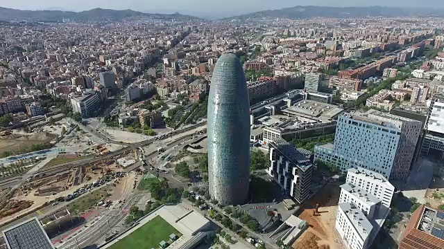 Agbar Tower(38层摩天大楼)鸟瞰图视频素材