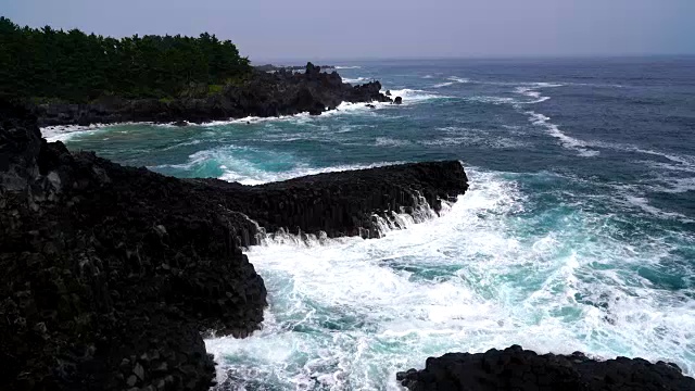 Jungmun大埔海岸jusangolli Cliff视频素材