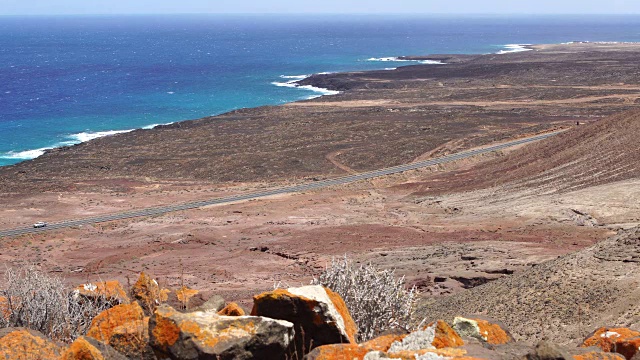 Montaña roja views - Fuerteventura东北海岸视频下载