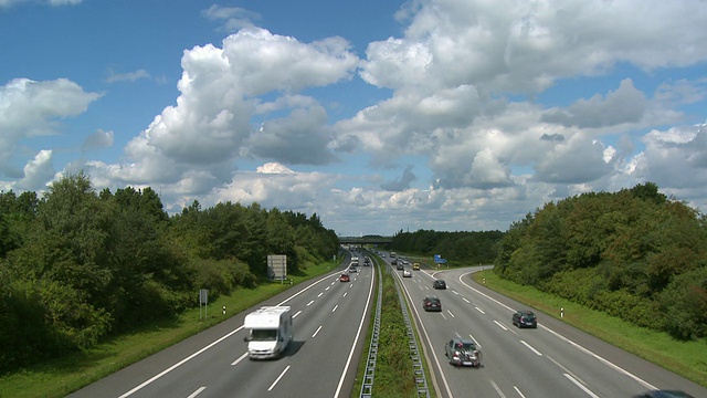 WS, HA，高速公路交通，石勒苏益格荷尔斯泰因，德国视频素材