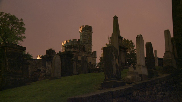 MS, Old Calton Cemetery in evening light, Calton Hill，爱丁堡，苏格兰，英国视频素材