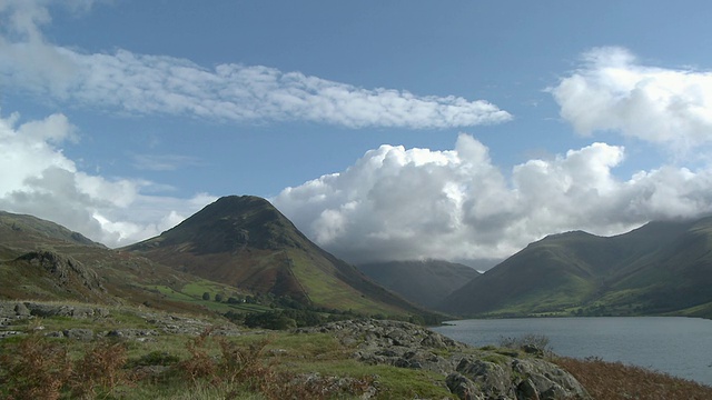 山地景观和废水湖，湖区国家公园，坎布里亚，英格兰视频素材