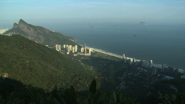 WS, HA, Sao Conrado and ocean，里约热内卢de Janeiro，巴西视频素材