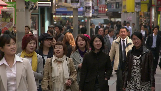 日本东京拥挤街道R/F女士视频素材