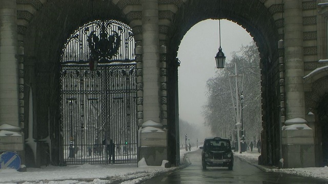 MS Admiralty Arch in Winter, The Mall, London，英国视频素材