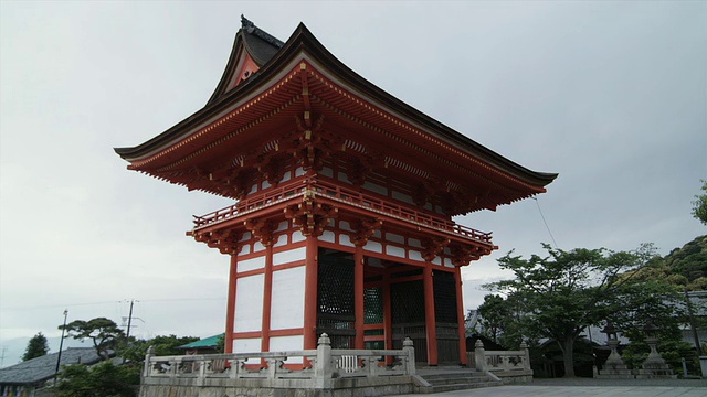 日本京都清水寺的WS天神门视频素材