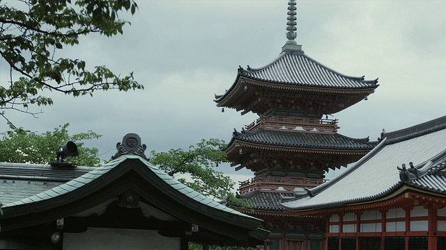 日本京都清水寺的MS宝塔视频素材