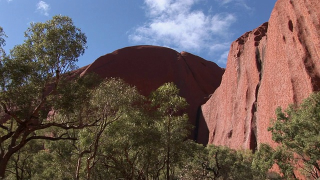 MS PAN Ayers Rock(乌卢鲁)，澳大利亚北领地乌卢鲁-卡塔丘塔国家公园视频素材