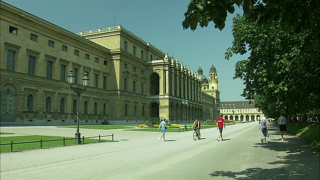 WS PAN Alte Pinakothek(旧Pinakothek)外观，慕尼黑，巴伐利亚，德国视频素材