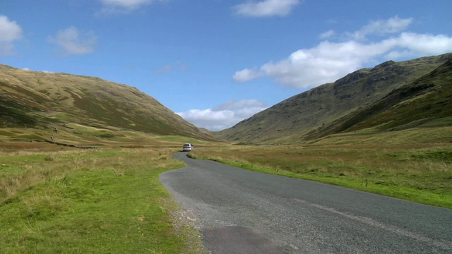 Wrynose Pass / Lake District, Cumbria, UK, WS ZO视图视频素材