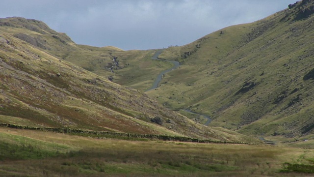 Wrynose Pass / Lake District, Cumbria, UK, WS ZO视图视频素材