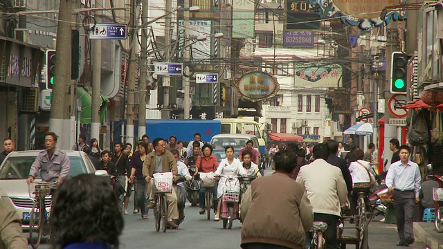 中国上海拥挤的街道视频素材